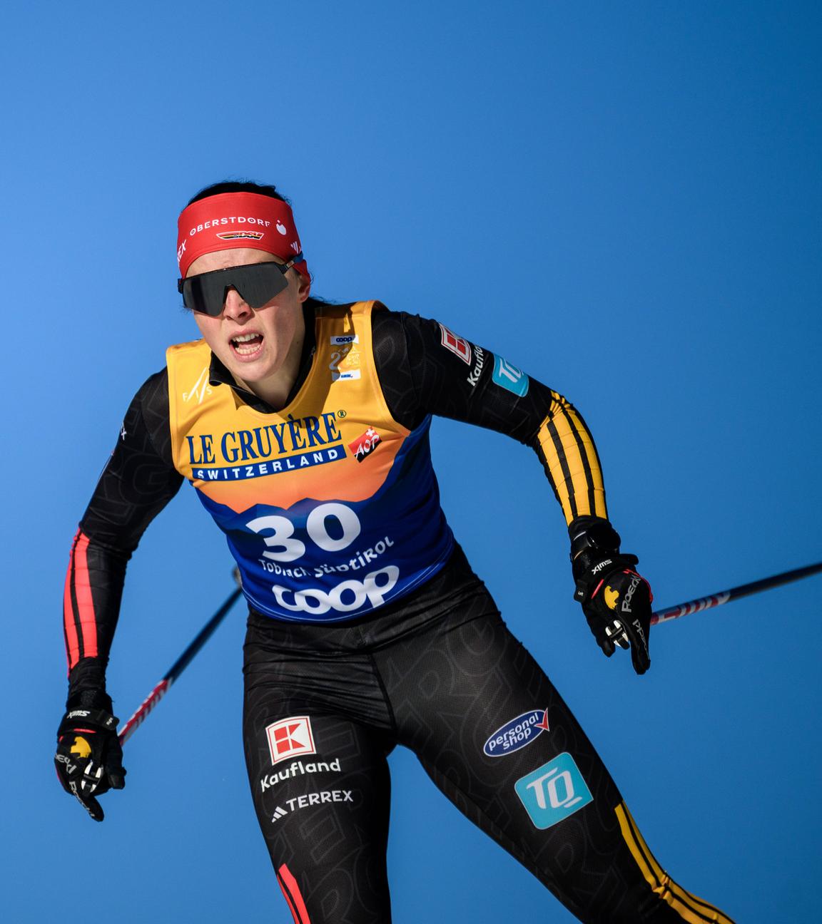 Coletta Rydzek aus Deutschland nimmt am 28.12.2025 in Toblach am Prolog des Cross-Country-Sprints der Frauen, in freier Technik, während der Tour de Ski teil. 