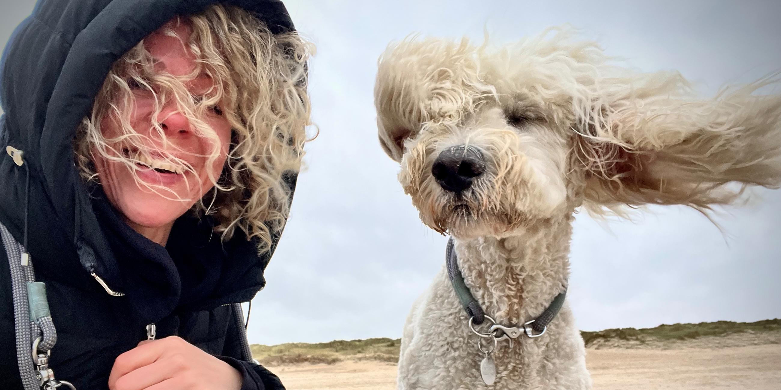 Curls in the wind