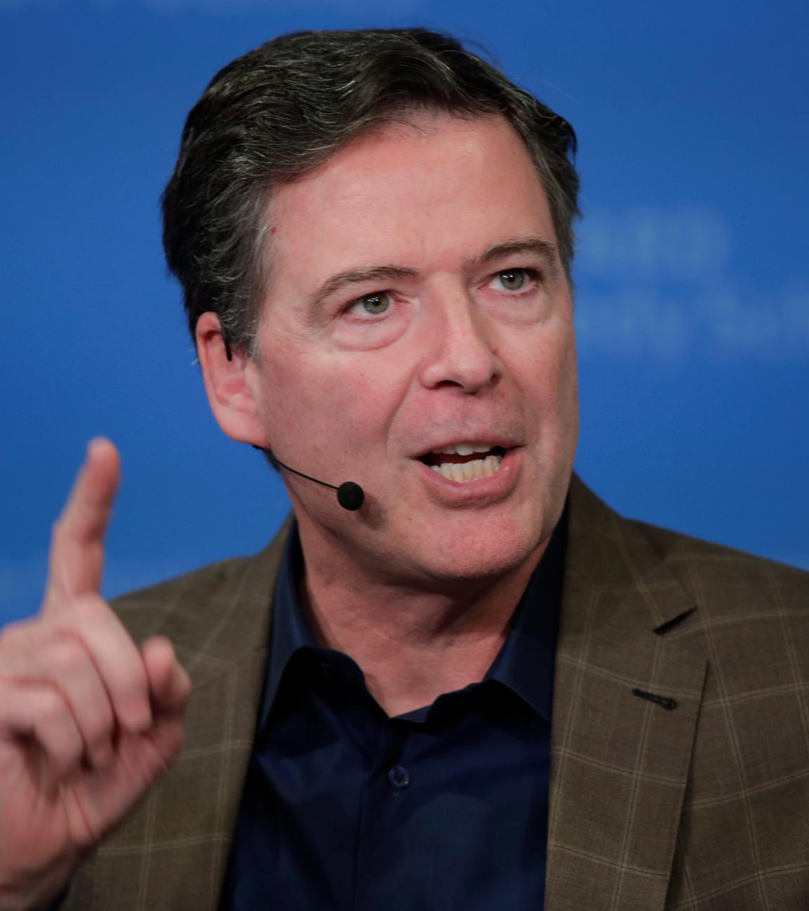 Der ehemalige Direktor des Federal Bureau of Investigation, James Comey, spricht am 24. Februar 2020 auf dem JFK Jr. Forum des Instituts für Politik der Harvard-Universität in Cambridge, Massachusetts.