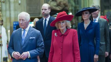 Britische Royals trotzen Protesten