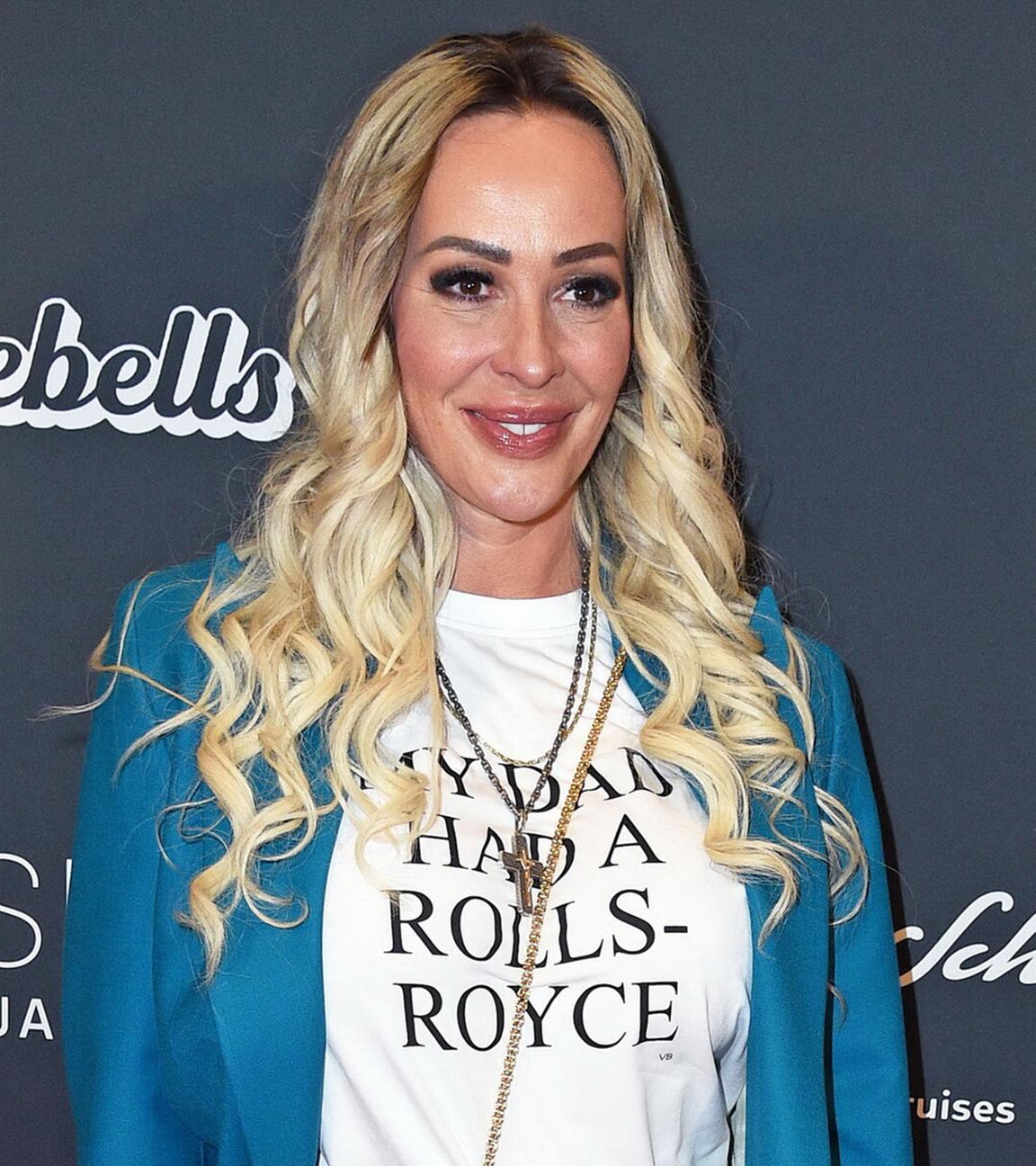 Cora Schumacher nimmt am 27. September 2024 in Hamburg am Jubiläumsevent von „RTL Exclusiv“ an Bord der Mein Schiff 7 teil.