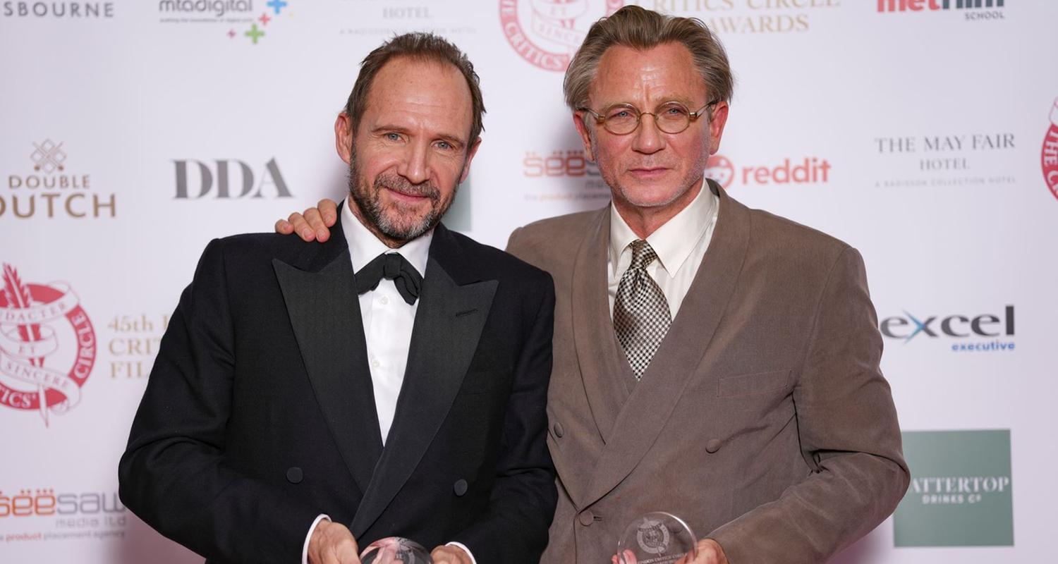 Daniel Craig und Ralph Fiennes bei den Critics' Circle Film Awards