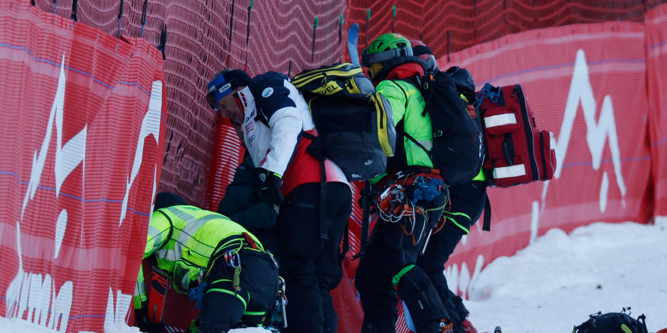 Archiv: Cyprien Sarrazin - verletzt sich im Abfahrtstraining beim Weltucp in Bormio 2024