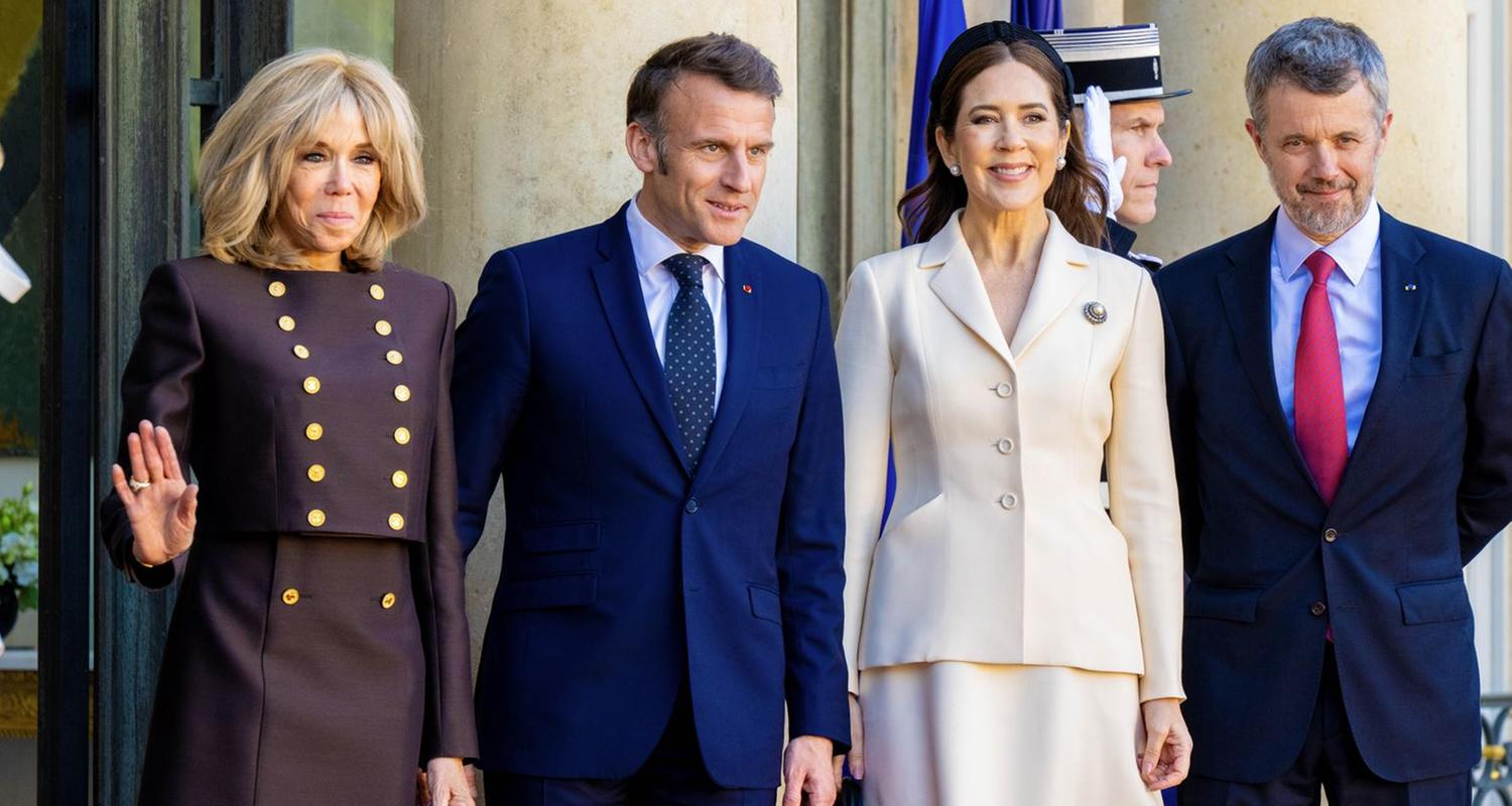 König Frederik und Königin Mary von Dänemark werden von Präsident Macron und seiner Frau empfangen