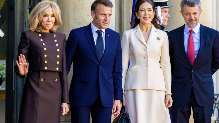 König Frederik und Königin Mary von Dänemark werden von Präsident Macron und seiner Frau empfangen