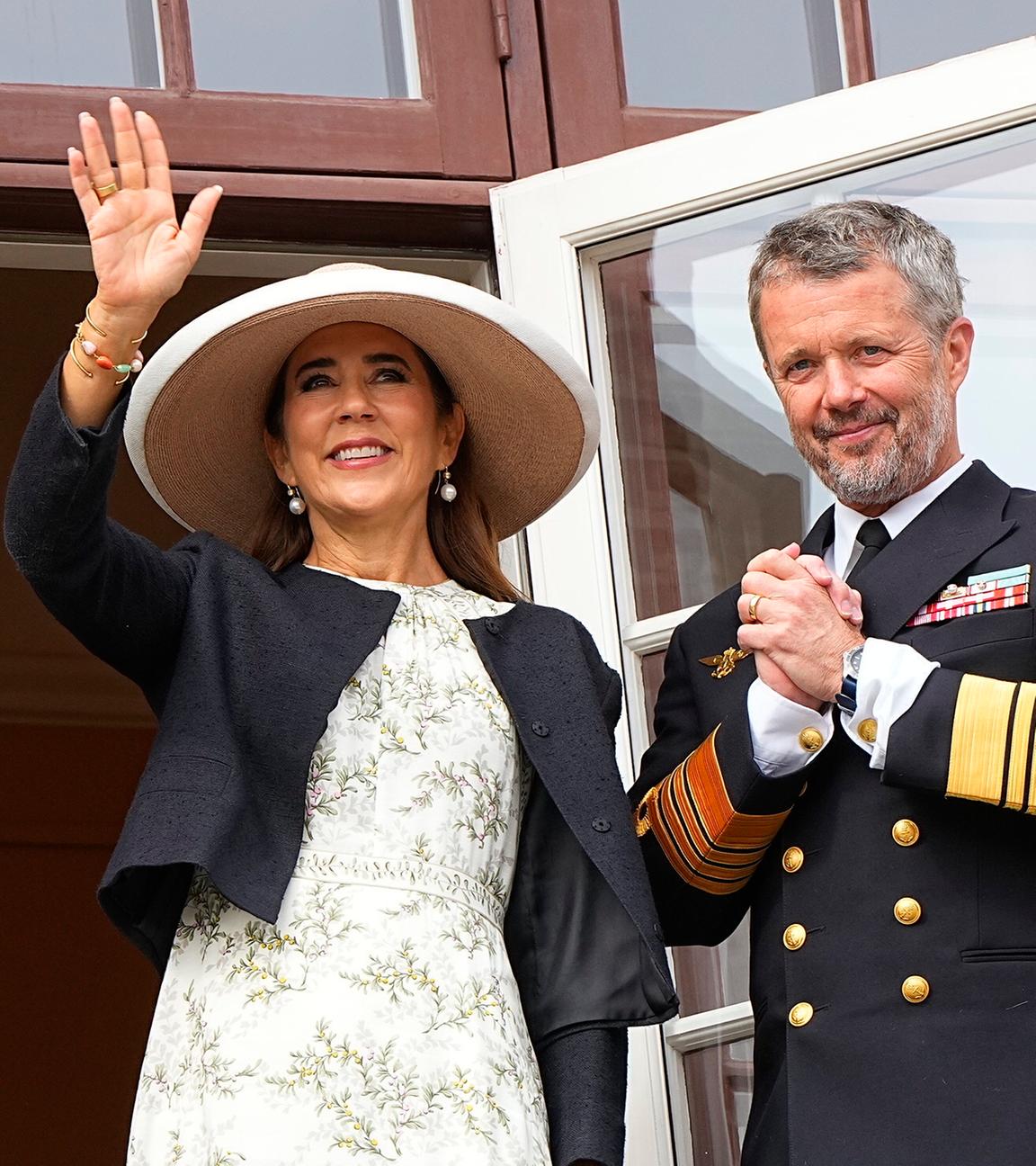 Königin Mary und König Frederik beenden ihre viertägige Tour durch Dänemark mit der Königsjacht.