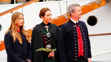Dänische Royals in Trachten gehüllt