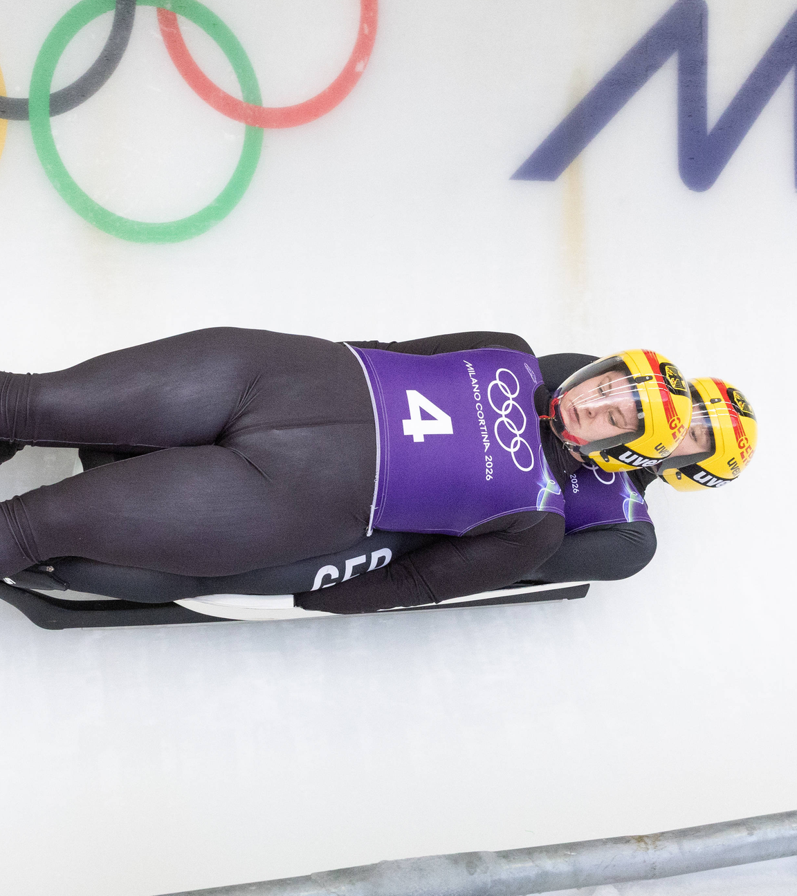 Dajana Eitberger und Magdalena Matschina (Deutschland) in Aktion. 