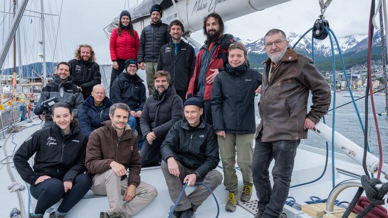 Gruppenfoto der Crew der Expedition.