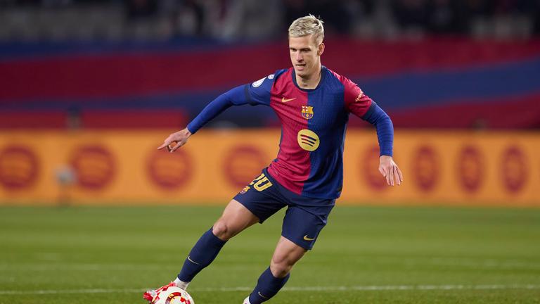 Barcelonas Dani Olmo in Aktion beim Spiel gegen Real Betis Balompie am 15.01.2025.