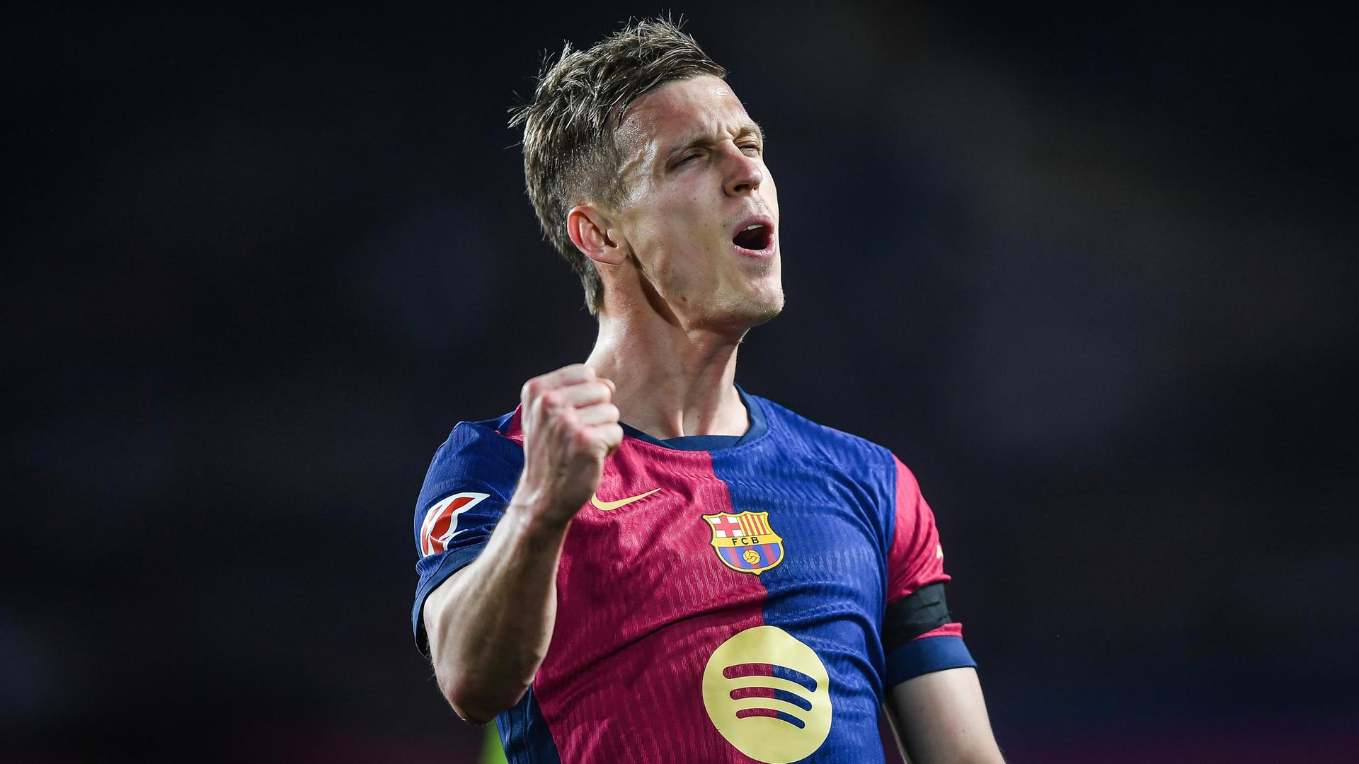 Dani Olmo vom FC Barcelona jubelt im Spiel gegen Osasuna am 27. März.