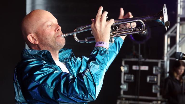 Der Musiker Dario G (Stephen Spencer), aufgenommen am 17.09.2023 in South Yorkshire (Großbritannien)