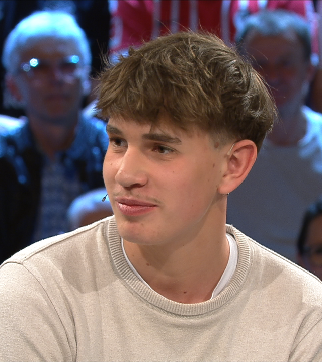 Balljunge Noel Urbaniak während seinem Interview im aktuellen Sportstudio.