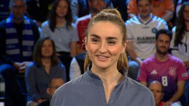 Die deutsche Para-Schwimmerin Elena Semechin im aktuellen Sportstudio.