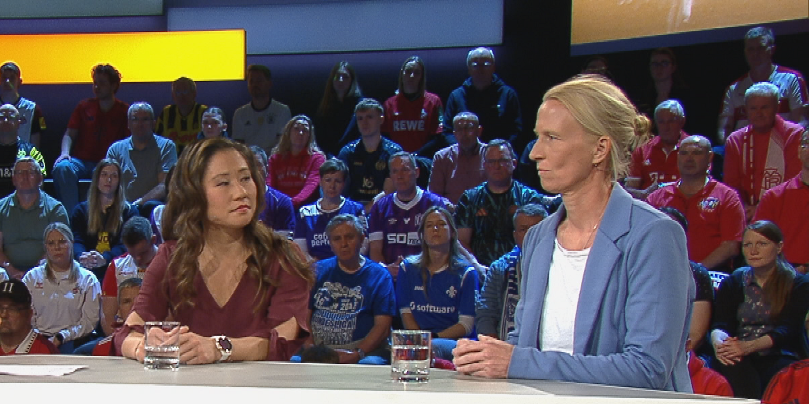 Dr. Jeannine Ohlert und Kim Bui während ihrem Interview im aktuellen Sportstudio.