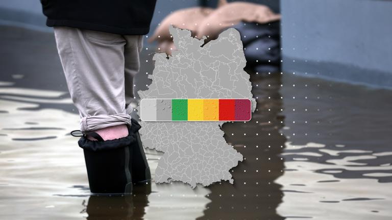 Hochwass mit Deutschlandkarte und Warnstufen