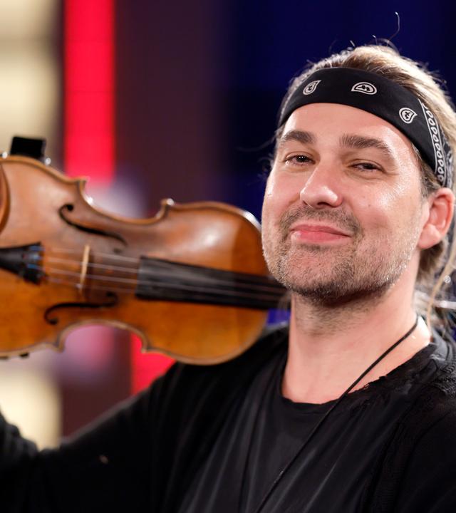 Auf dem Bild zu sehen ist ein Portrait von Geigenspieler David Garrett