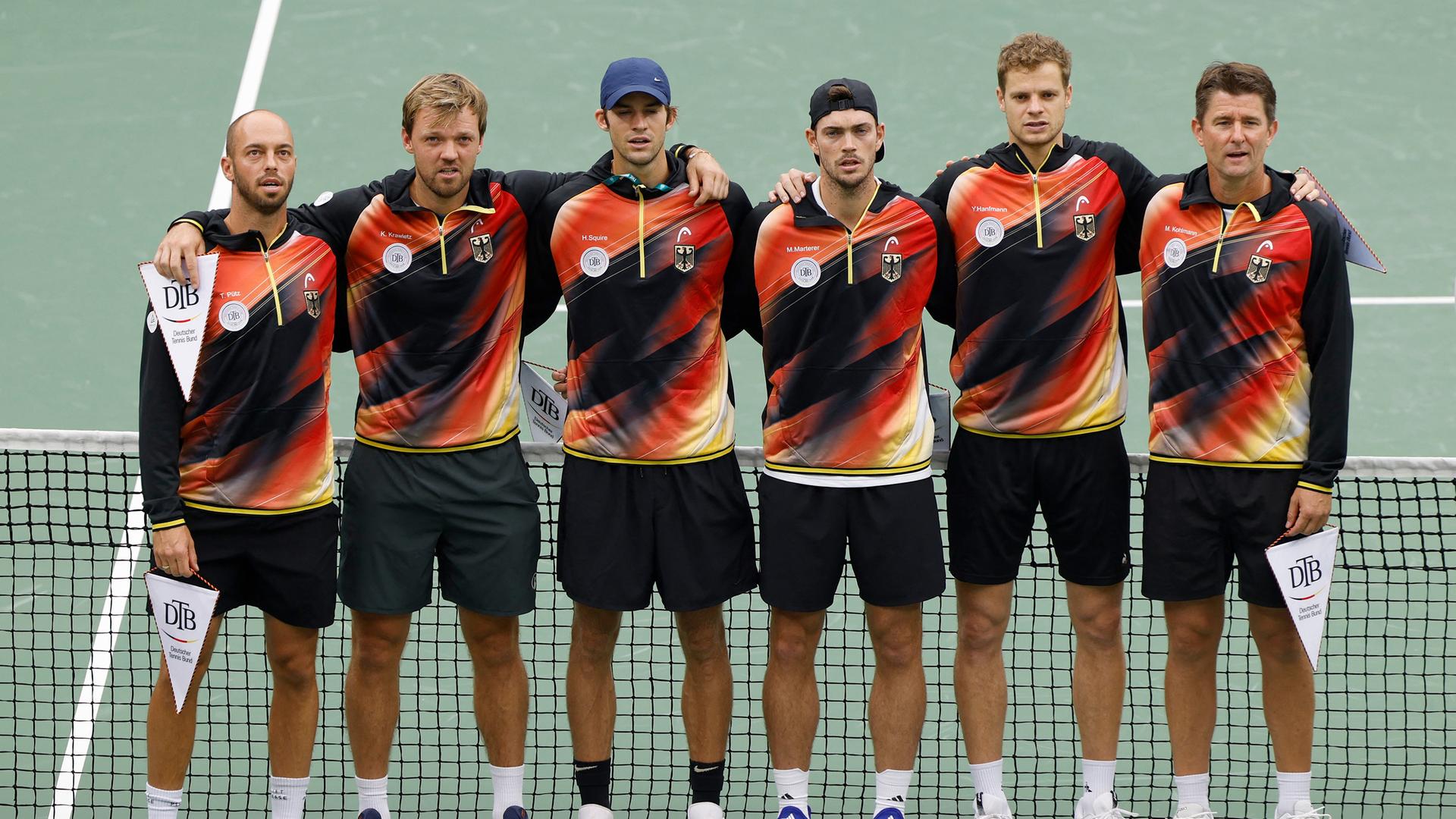 Das deutsche Davis-Cup-Team vor dem Spiel gegen Chile.