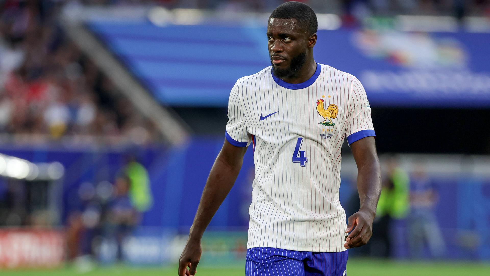 Dayot Upamecano während des Spiels Frankreich gegen Österreich.