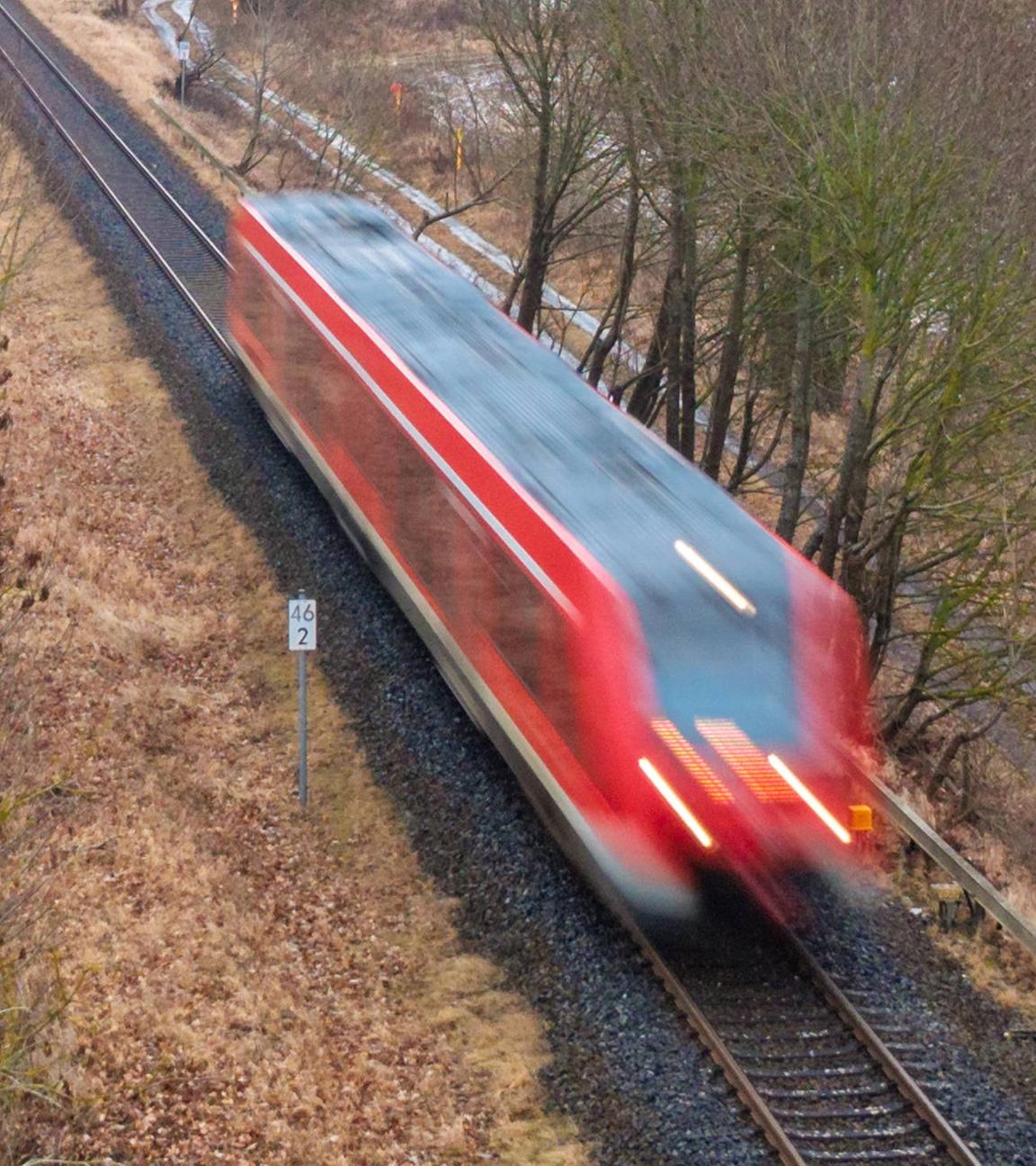 Eine Regionalbahn der Linie RE4 fährt von Pasewalk Richtung Strasburg. (Archiv)