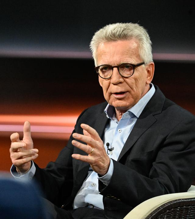 Thomas de Maiziere (CDU) spricht in der Sendung "Markus Lanz" vom 15.06.2026.
