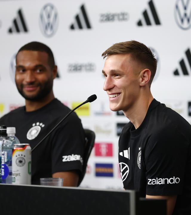 Nico Schlotterbeck und Jonathan Tah am 11.06.26