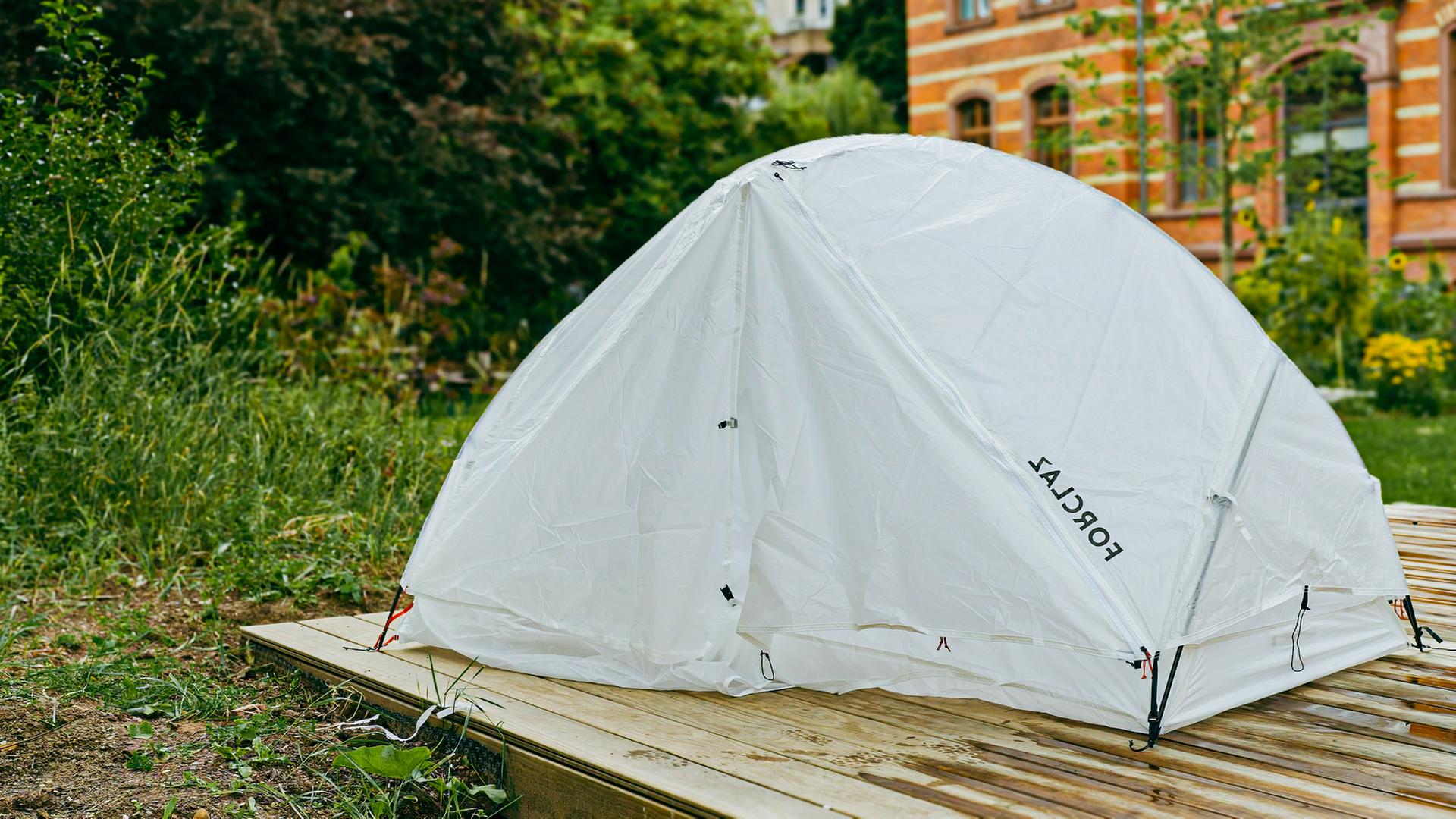 Trekkingzelt "Kuppelzelt Minimal Edition - MT900 2 Personen" von Decathlon
