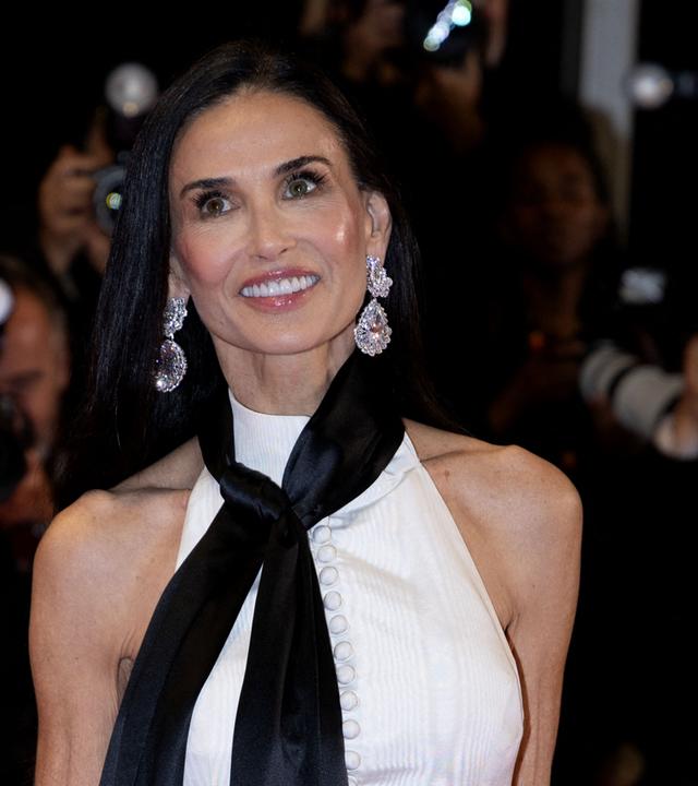 Cannes: Demi Moore verewigt sich in Zement