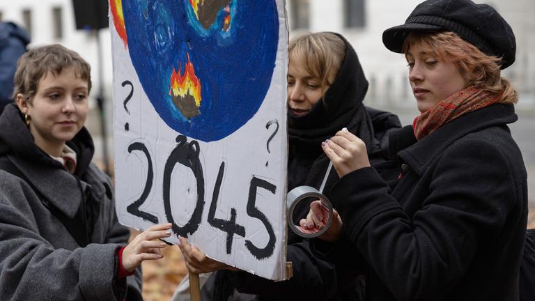 Demonstration von Fridays for Future zur UN-Klimakonferenz
