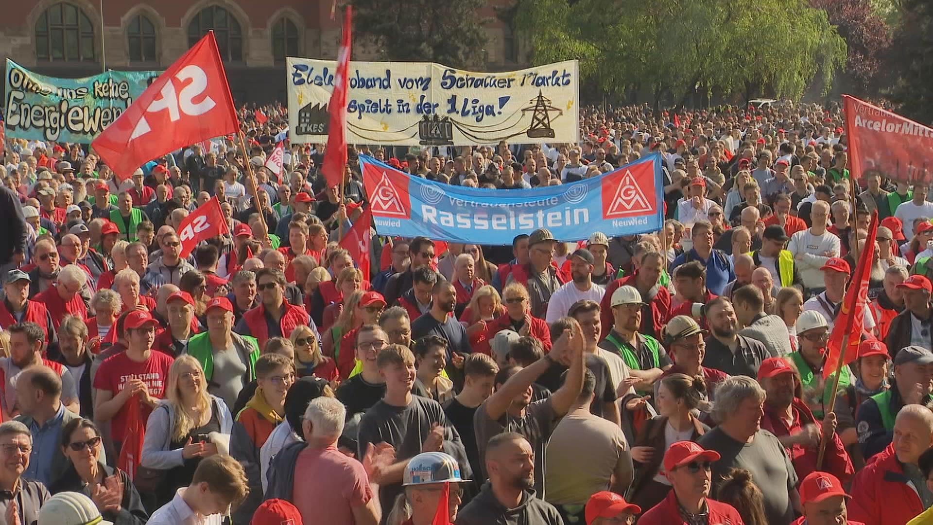 Demonstration bei Thyssen Krupp