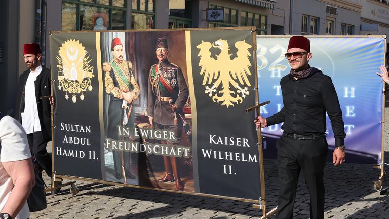 Demonstration der "Reichsbürger"-Szene in Gera