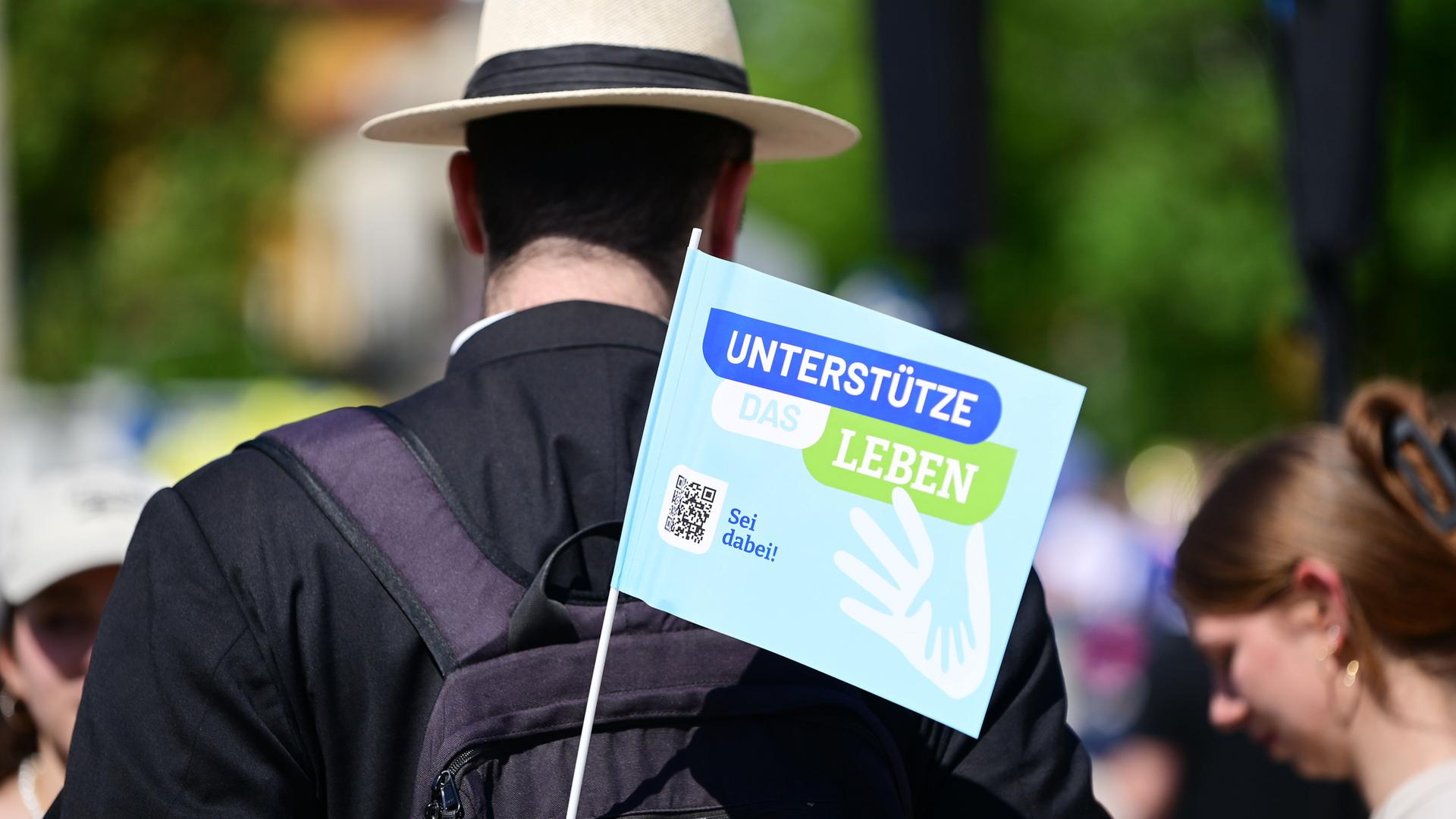 Symbolbild: Abtreibungsgegner demonstrieren auf dem Königsplatz 