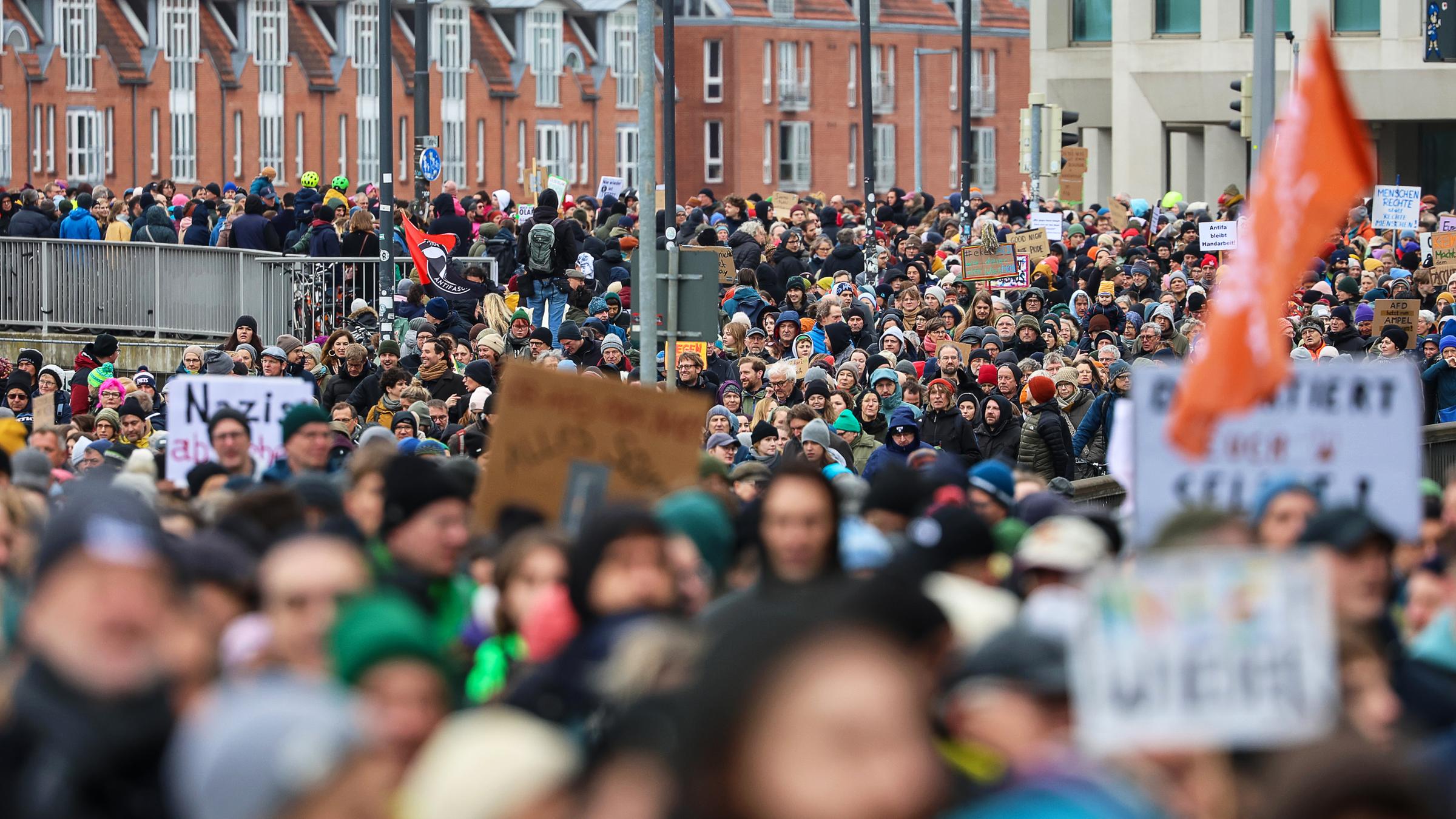 Demo gegen Rechtsextremismus, Bremen