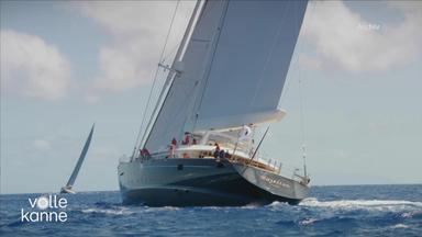Die Yacht Bayesian auf dem Wasser