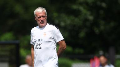 Wie Frankreichs Deschamps die Favoriten-Rolle wegschiebt