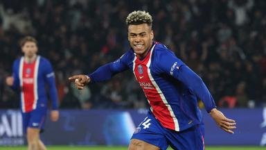 Désiré Doué beim Torjubel im Spiel für PSG.