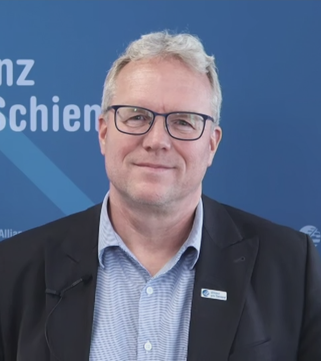Bahnexperte Dirk Flege zugeschaltet ins Studio