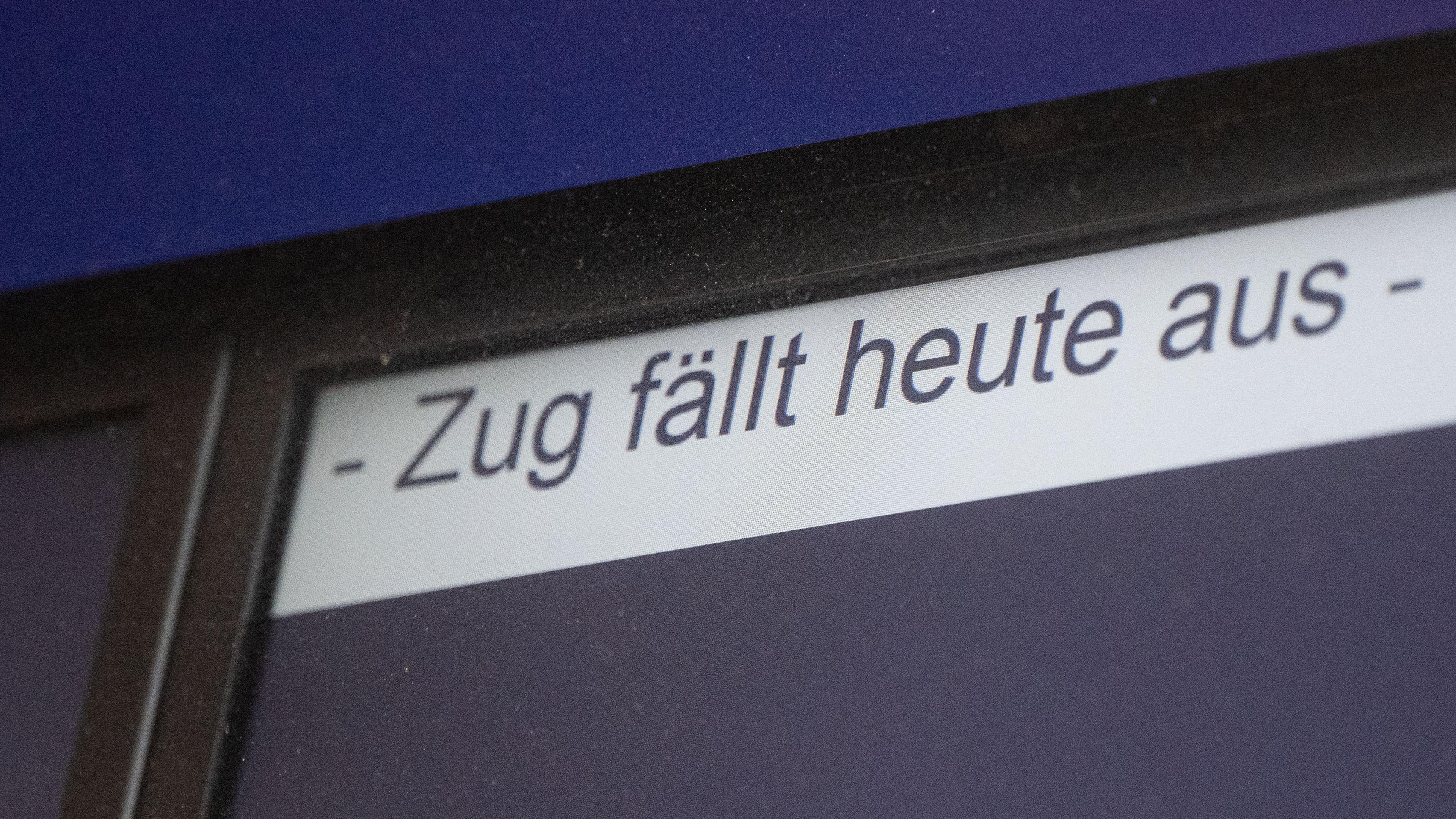 Anzeige: Zug fällt aus 
