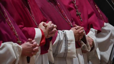 Gesucht: Krisenmanager mit guten Beziehungen zum Vatikan