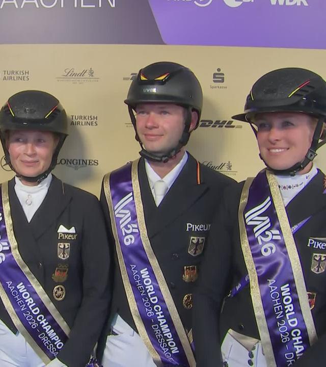 Die deutsche Dressur-Equipe im ZDF-Interview