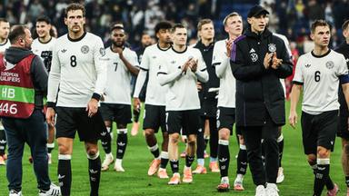 Deutsche Fußballnationalmannschaft im Stadion in Sinsheim nach dem WM-Qualifikationsspiel gegen Luxemburg am 10.10.2025