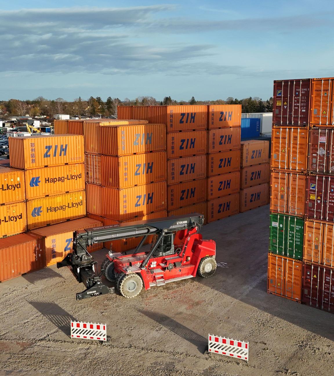 Containerdepot in München aus der Luft - Deutsche Wirtschaft