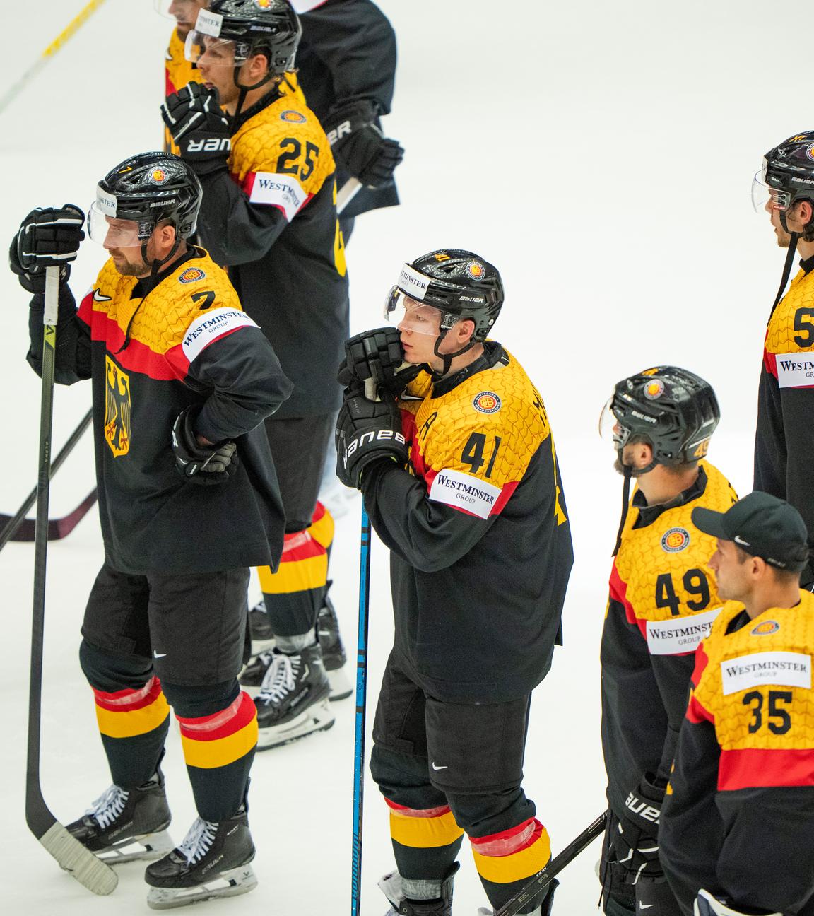Enttäuschte Gesichter beim DEB-Team nach dem Vorrunden-Aus der WM in Dänemark