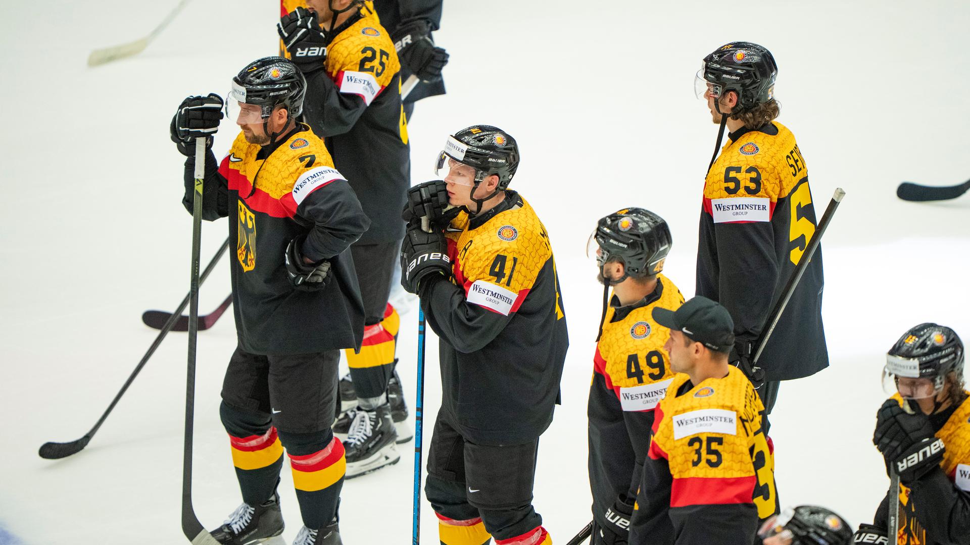 Enttäuschte Gesichter beim DEB-Team nach dem Vorrunden-Aus der WM in Dänemark