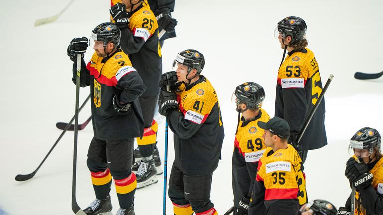 Enttäuschte Gesichter beim DEB-Team nach dem Vorrunden-Aus der WM in Dänemark