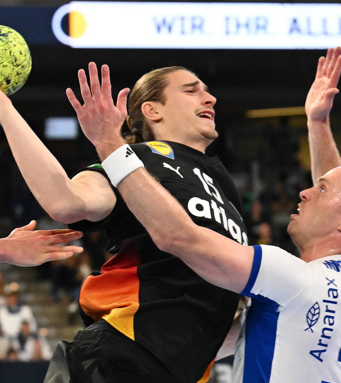 Juri Knorr (15, Deutschland) und Omar Ingi Magnusson (14, Island)