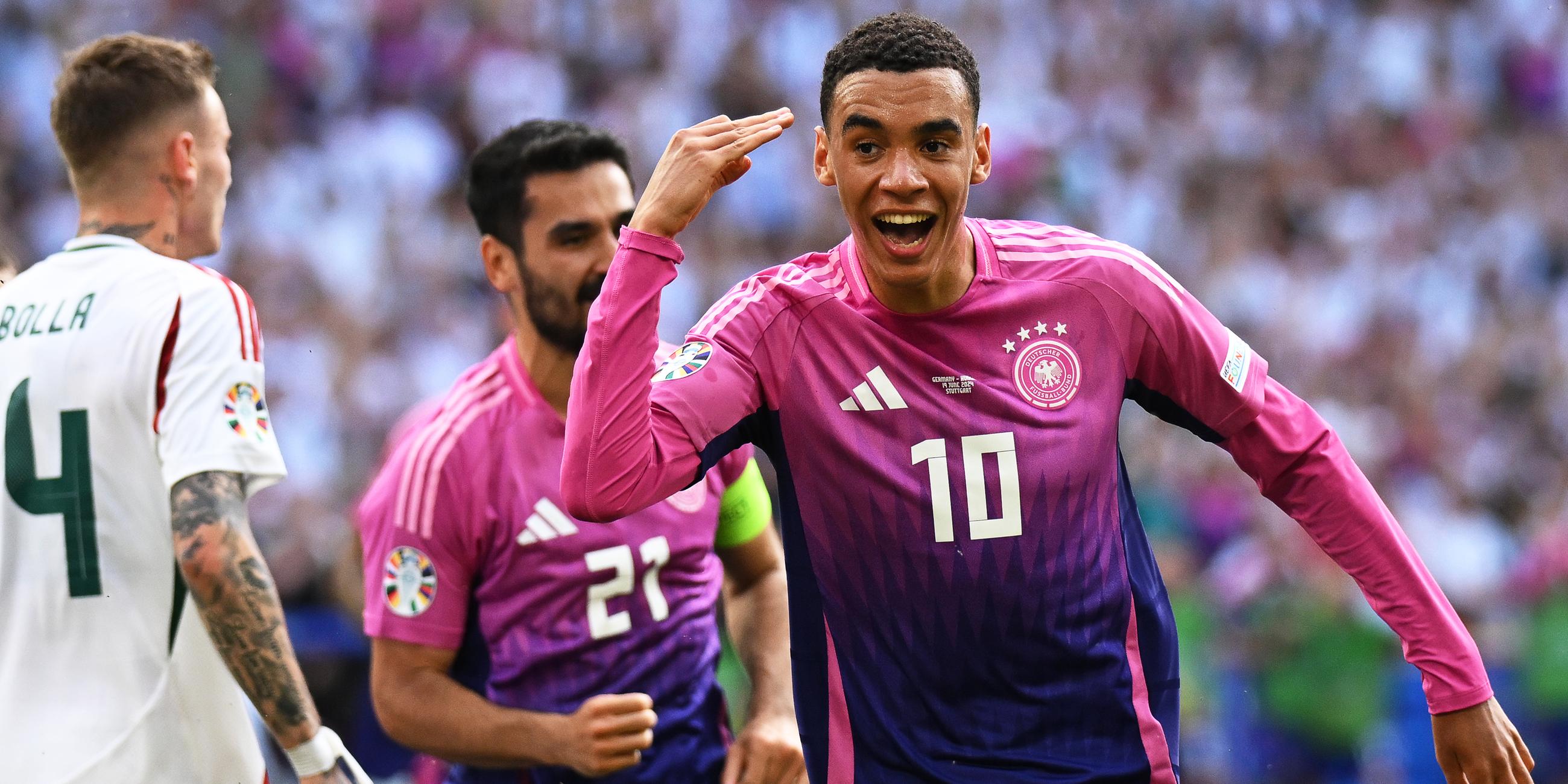 Deutschlands Jamal Musiala jubelt über seinen Treffer zum 1:0 gegen Ungarn.