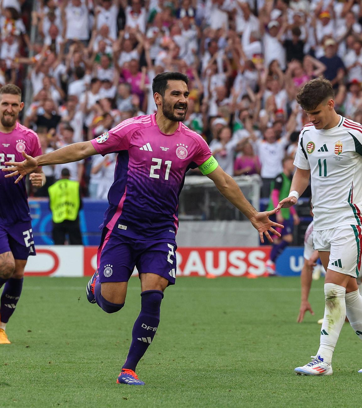 Deutschlands Kapitän Ilkay Gündogan bejubelt sein Tor zum 2:0 gegen Ungarn.