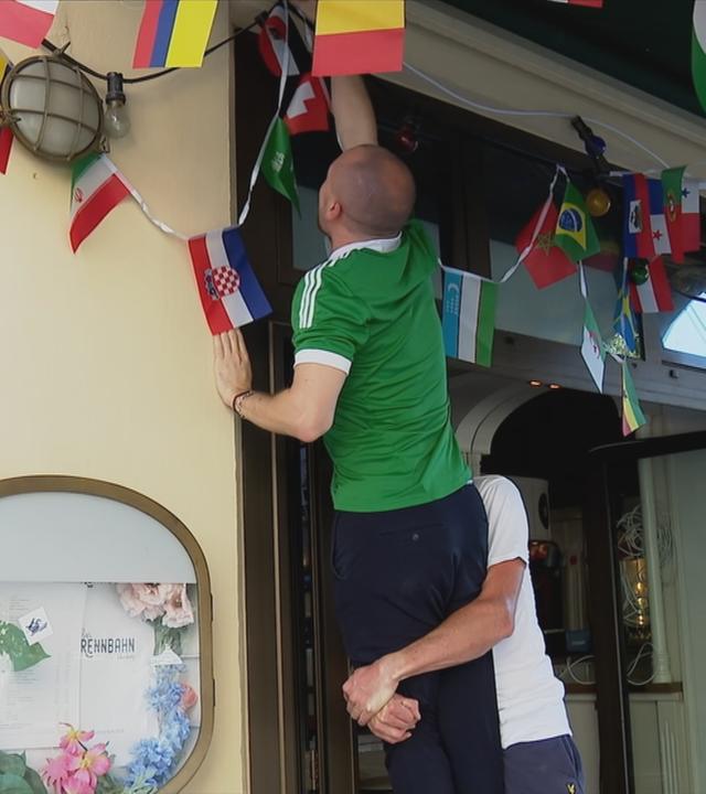 Deutsche Fans vor Bar