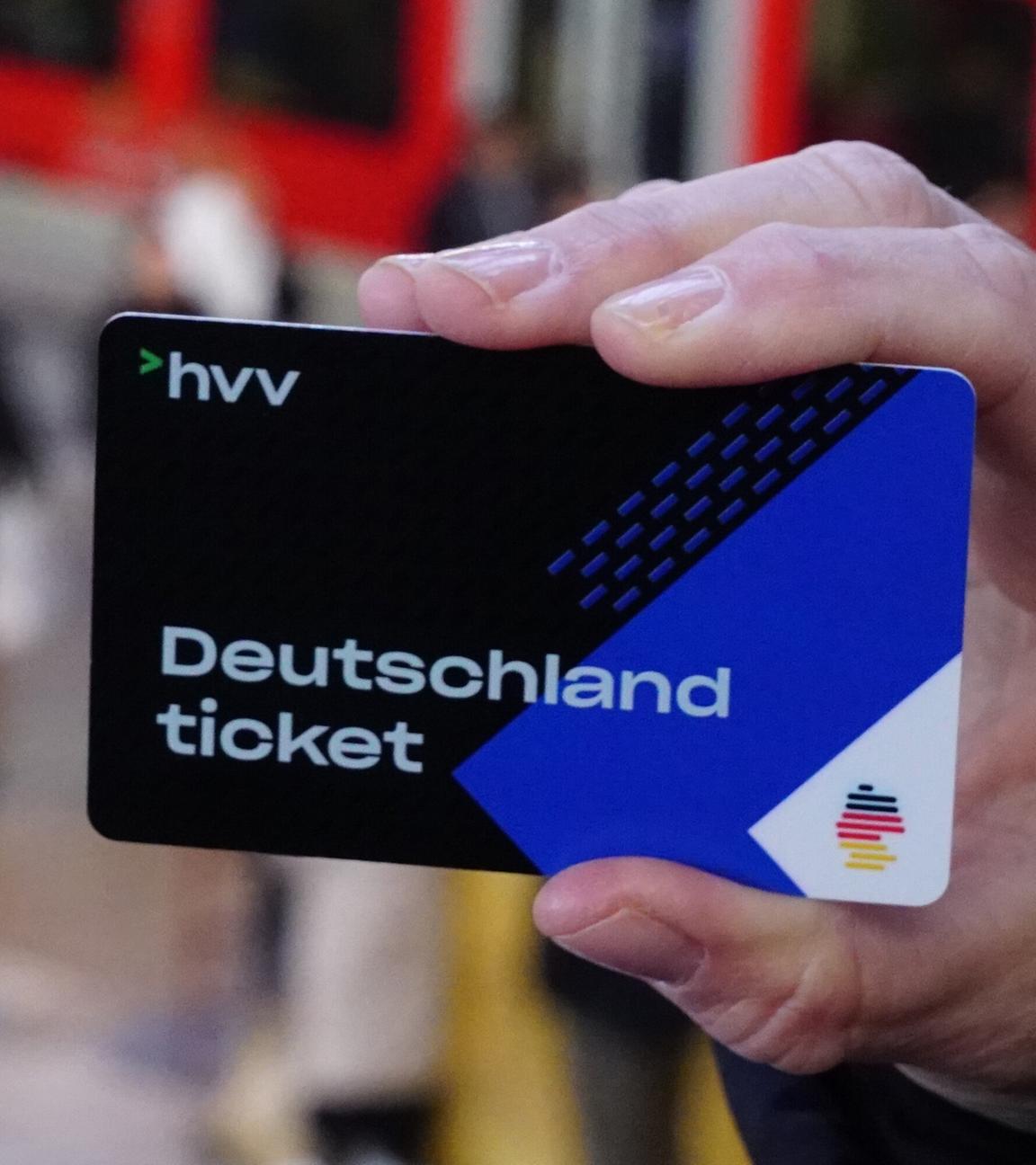 Ein Deutschlandticket der Hamburger Vermehrsverbunds HVV.